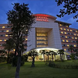 Rafael Hotel