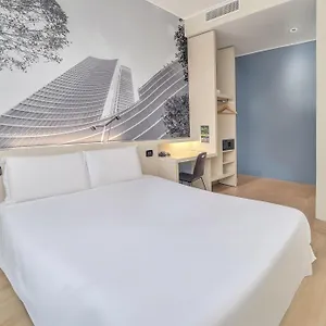 ホテル B ＆ B チェニジオ ガリバルディ, ミラノ
