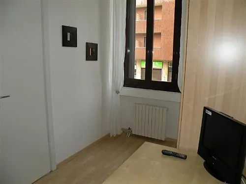 Le Tre Torri Hotel Milano 3*,